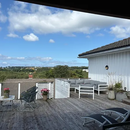 For Rent During Ons Week 10 Min Walk From Expo Area And 50 Metre From Bus Station To Center * Stavanger