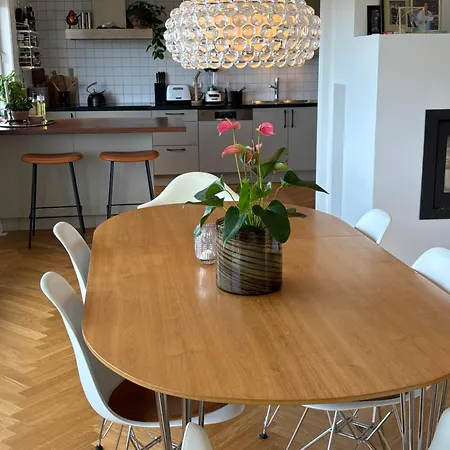 For Rent During Ons Week 10 Min Walk From Expo Area And 50 Metre From Bus Station To Center 스타방에르