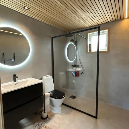 Вилла For Rent During Ons Week 10 Min Walk From Expo Area And 50 Metre From Bus Station To Center Ставангер